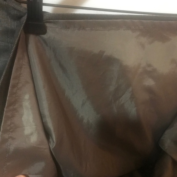 The perfect light academia pencil skirt! - Picture 3 of 4